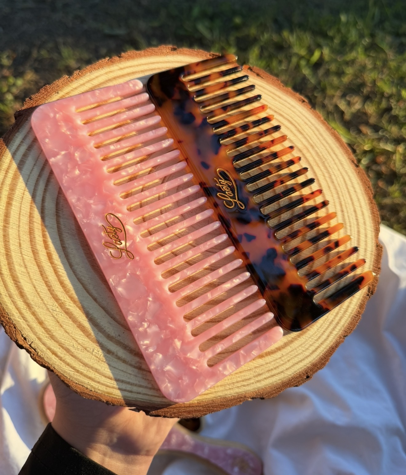 Acetate hair brush
